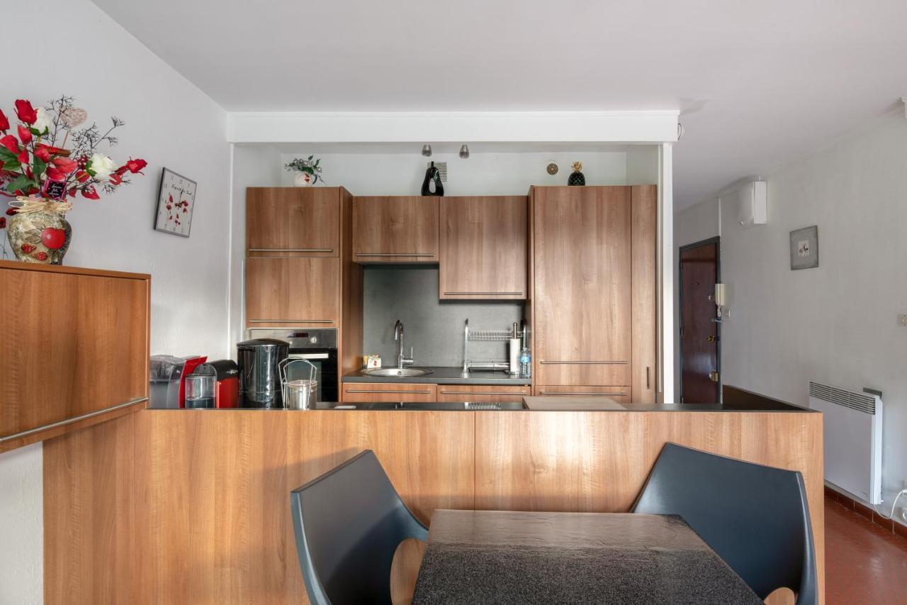 Les Embruns Apartment แซงต์-ซีเปรียง ภายนอก รูปภาพ